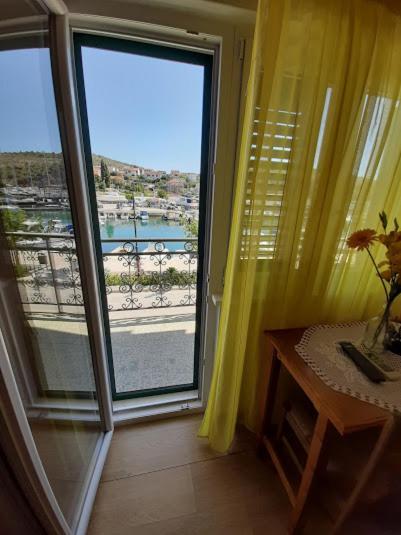 Apartmani Marta Marina Esterno foto