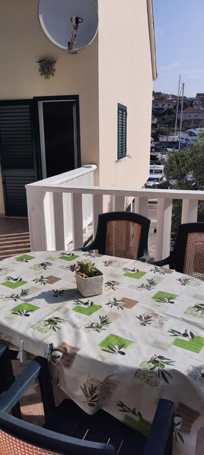 Apartmani Marta Marina Esterno foto